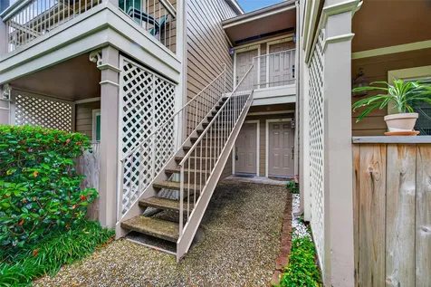 1880 White Oak Drive 143 Houston TX 77009