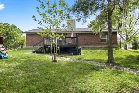 5366 Appleblossom Lane Friendswood TX 77546