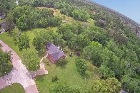 5366 Appleblossom Lane Friendswood TX 77546