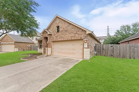 6714 Claire Brook Drive Richmond TX 77407