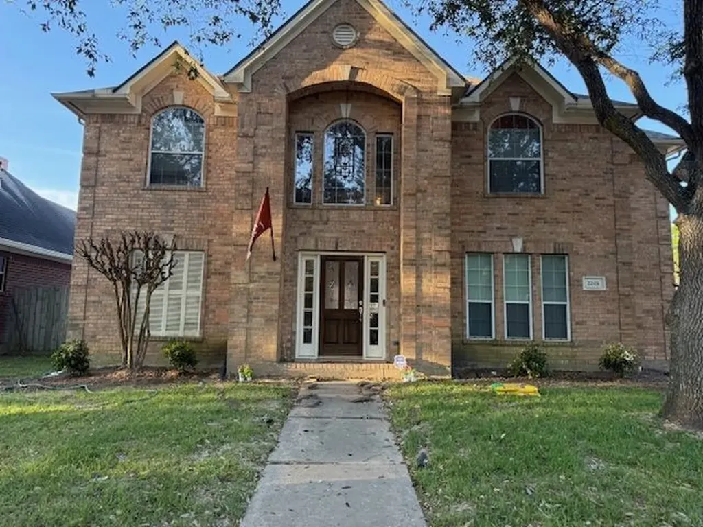 2203 Fairwater Park Drive League City TX 77573