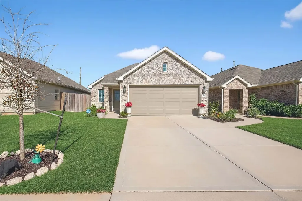 228 River Grove Court Willis TX 77378