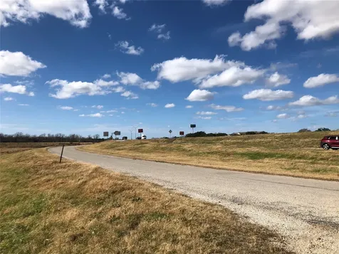 4390 Ih 10 Columbus TX 78934
