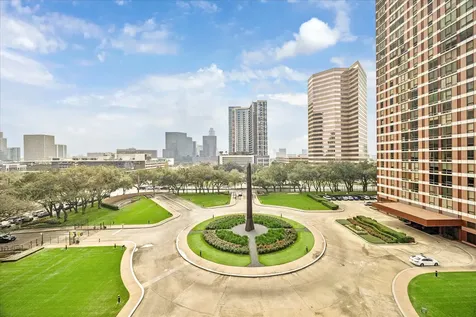 5100 San Felipe Street 74 Houston TX 77056