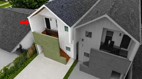 405 Clearwater Street B Houston TX 77029