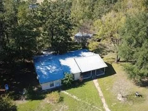695 County Road 3350 Crockett TX 75835