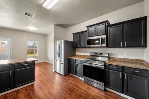 5926 Golden Cove Road Cove TX 77523