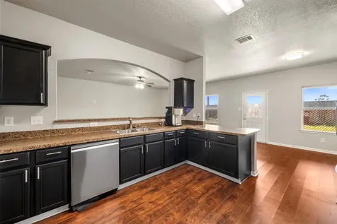 5926 Golden Cove Road Cove TX 77523