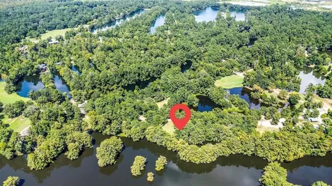 68 Artesian Avenue Cleveland TX 77327