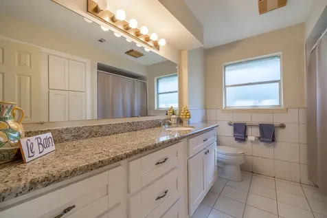 5238 Loch Lomond Drive Houston TX 77096