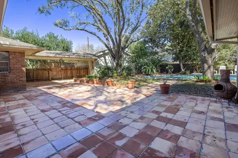5238 Loch Lomond Drive Houston TX 77096