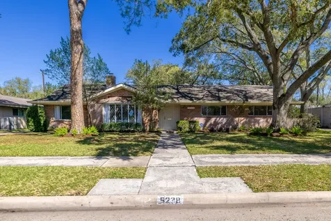 5238 Loch Lomond Drive Houston TX 77096