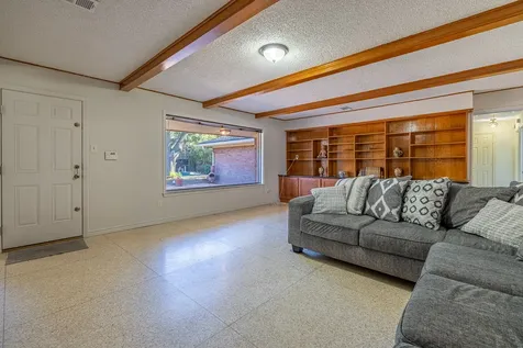 5238 Loch Lomond Drive Houston TX 77096