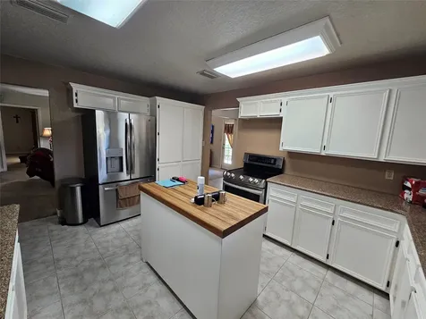 5100 Warpath Street Alvin TX 77511