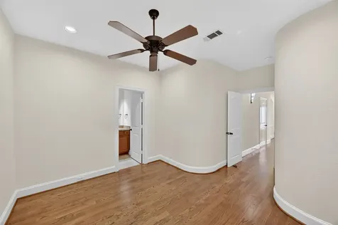 5305 Lillian Street B Houston TX 77007