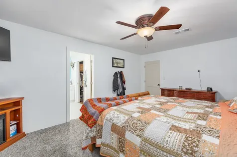 121 J2s2 Lane Pvt Lufkin TX 75904