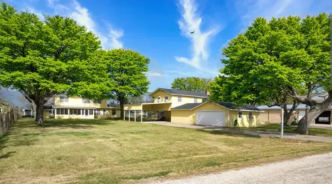 828 County Road 206 Sargent TX 77414