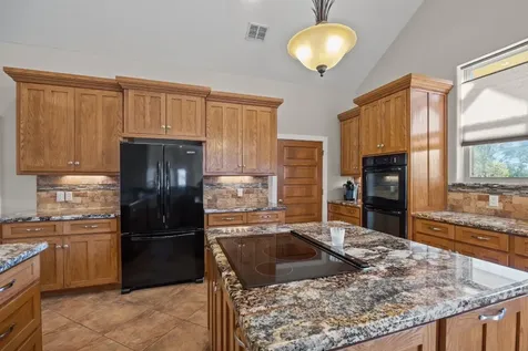 3998 County Road 612 Angleton TX 77515