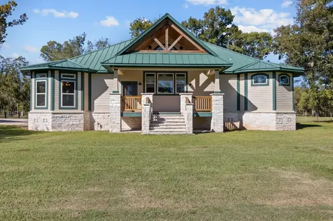 3998 County Road 612 Angleton TX 77515