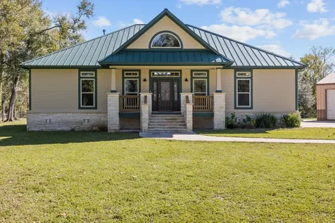 3998 County Road 612 Angleton TX 77515