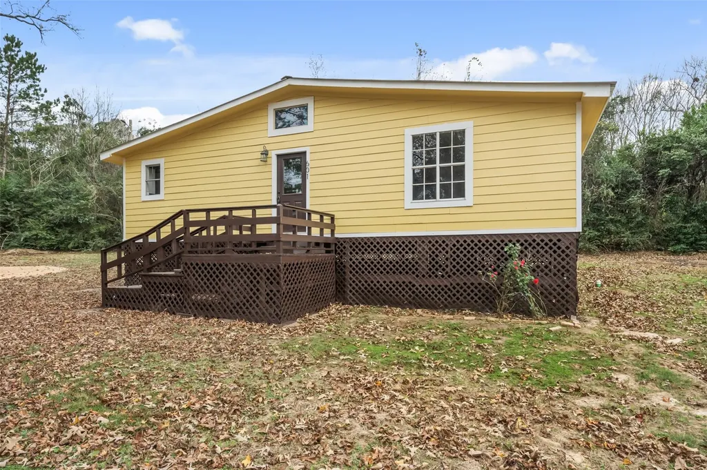 601 Faulkner Avenue Coldspring TX 77331