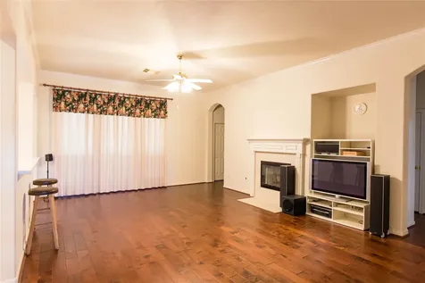 9115 Sunny Ridge Drive Houston TX 77095