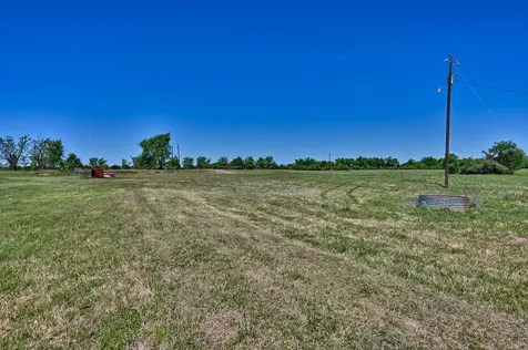 32.75 Acres Fm 3371 Groesbeck TX 76642