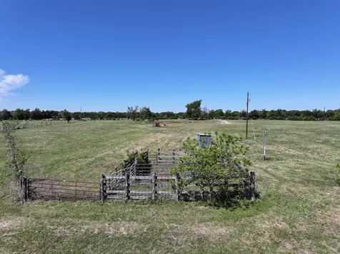 32.75 Acres Fm 3371 Groesbeck TX 76642