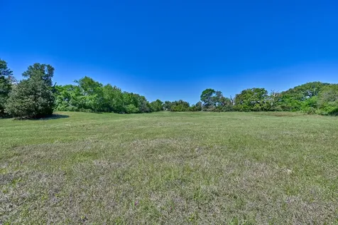32.75 Acres Fm 3371 Groesbeck TX 76642
