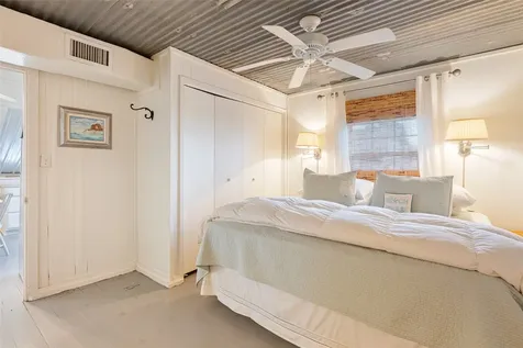 1247 Bay Street Crystal Beach TX 77650