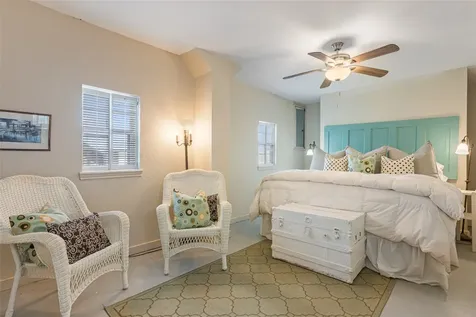 1247 Bay Street Crystal Beach TX 77650
