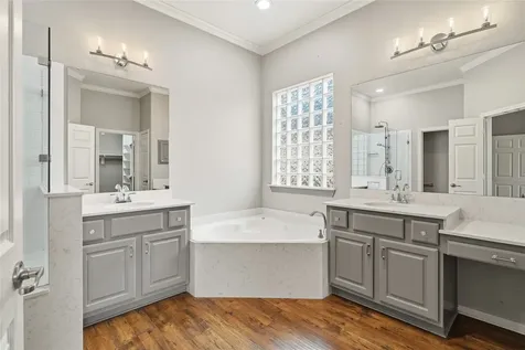 2419 S Venice Drive Pearland TX 77581