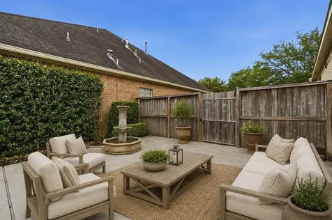 2419 S Venice Drive Pearland TX 77581