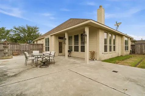 2419 S Venice Drive Pearland TX 77581