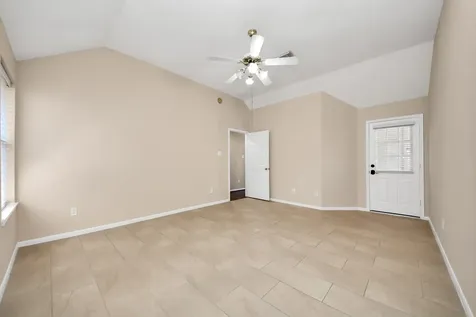 8214 Morning Dawn Drive Houston TX 77095