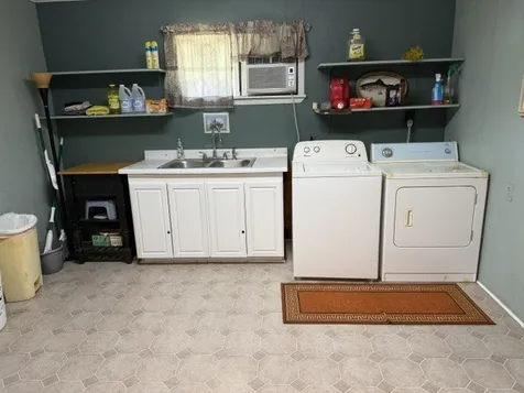 260 Pr 8574 Broaddus TX 75929