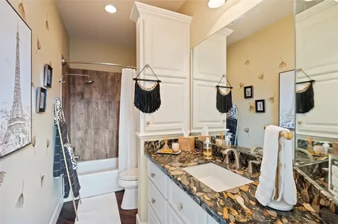 2201 Water Way Seabrook TX 77586
