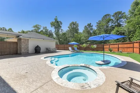 13502 Hammond Hills Lane Houston TX 77044