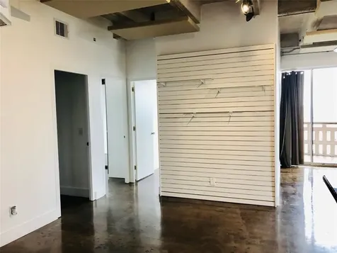 2016 Main Street 1822 Houston TX 77002