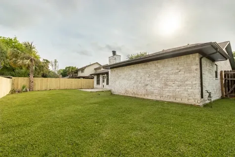 2503 Buffalo Trail Sugar Land TX 77479