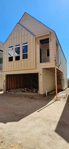 3105 Jensen Dr B Houston TX 77026