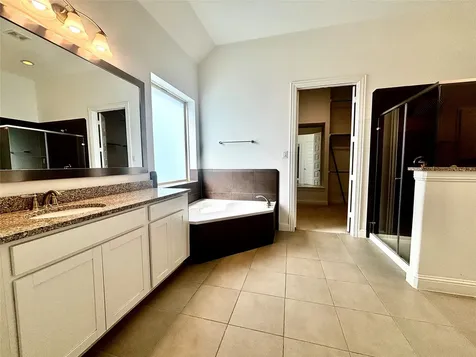 13326 Lake Chesdin Road Houston TX 77044