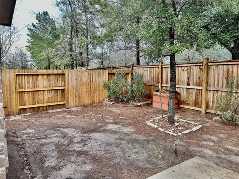 13326 Lake Chesdin Road Houston TX 77044