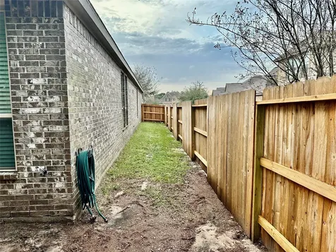 13326 Lake Chesdin Road Houston TX 77044