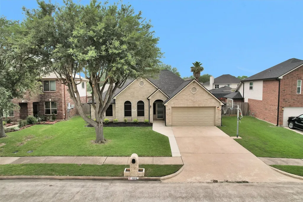 1006 Park Green Drive Deer Park TX 77536