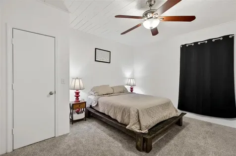 458 N Franklin Street La Grange TX 78945