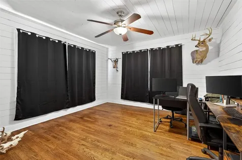 458 N Franklin Street La Grange TX 78945