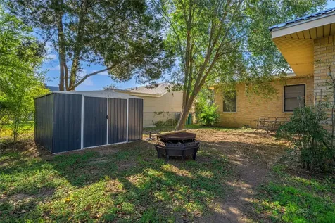 458 N Franklin Street La Grange TX 78945