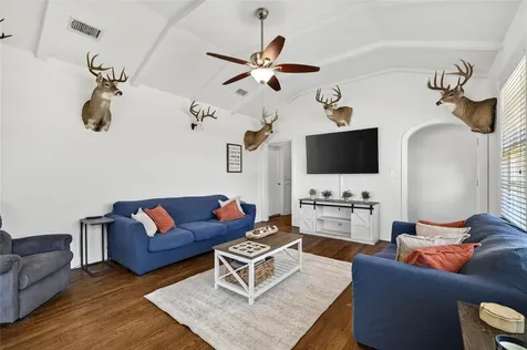 458 N Franklin Street La Grange TX 78945