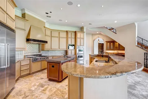 710 Pinehaven Drive Houston TX 77024